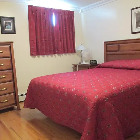Comerford'S Ocean View Suites Holyrood Room photo