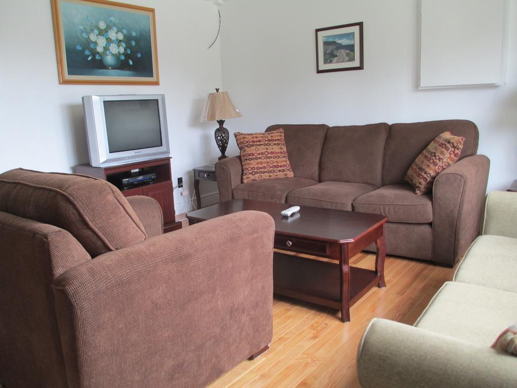 Comerford'S Ocean View Suites Holyrood