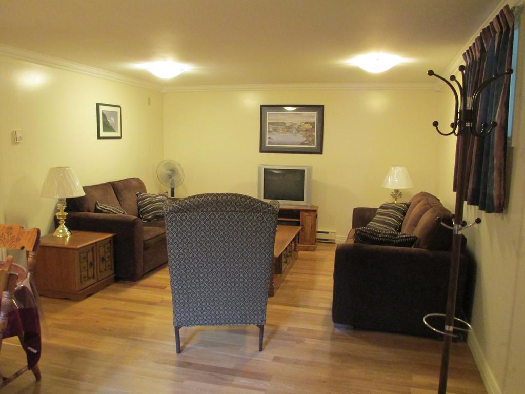 Comerford'S Ocean View Suites Holyrood
